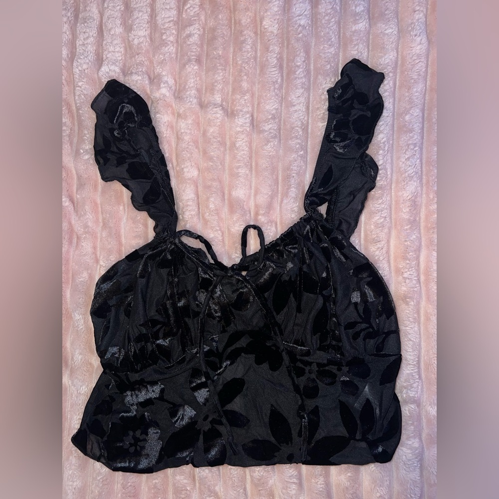 PacSun Black Ruffled Sleeveless Tank Top